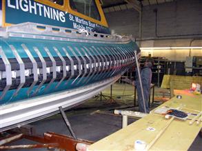 船体设备的粘接 船体设备的粘接